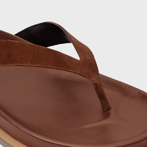 Rasteira Thong Couro Suede Marrom Walnut