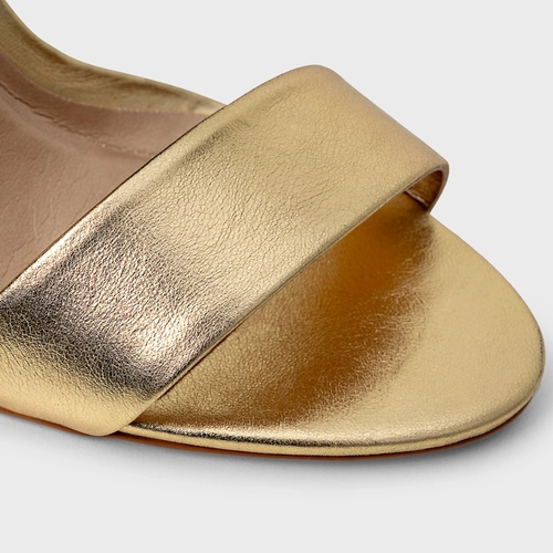 Sandália Classic Salto Fino Couro Metalizado Dourado
