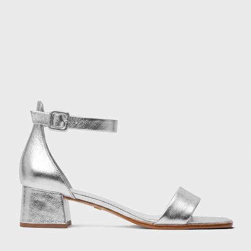 Sandália Classic Salto Bloco Baixo Couro Metalizado Prata