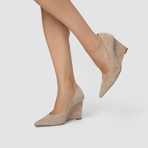 Scarpin Anabela Couro Suede Bege Oatmeal