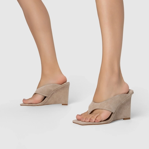 Open Mule Thong Anabela Couro Suede Bege Oatmeal