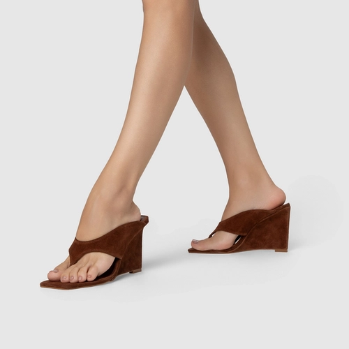 Open Mule Thong Anabela Couro Suede Marrom Walnut