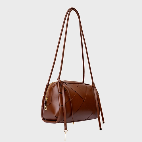 Bolsa Shoulder Interlace Média Couro Marrom Walnut