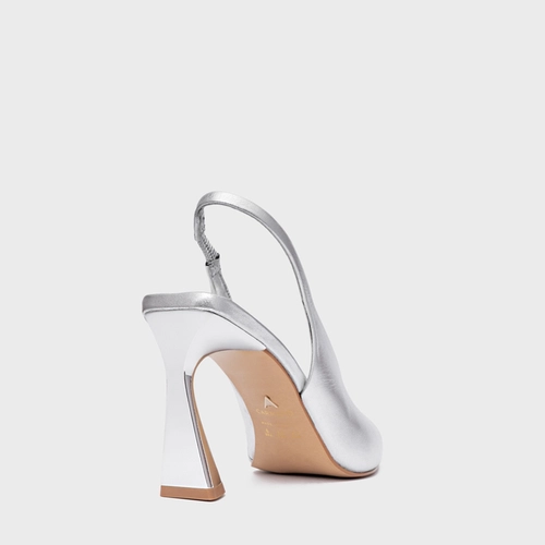 Scarpin Slingback Basic Salto Allure Couro Metalizado Prata