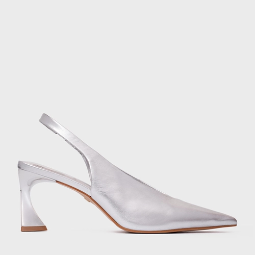 Scarpin Slingback Basic Salto Allure Médio Couro Metalizado Prata
