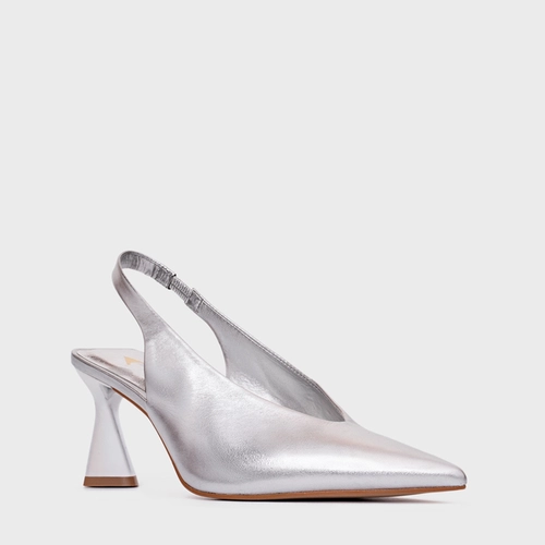 Scarpin Slingback Basic Salto Allure Médio Couro Metalizado Prata