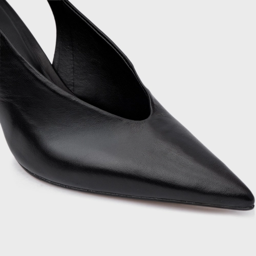 Scarpin Slingback Basic Salto Allure Médio Couro Preto