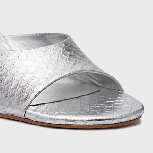 Open Mule Anabela Slim Couro Snake Metalizado Prata