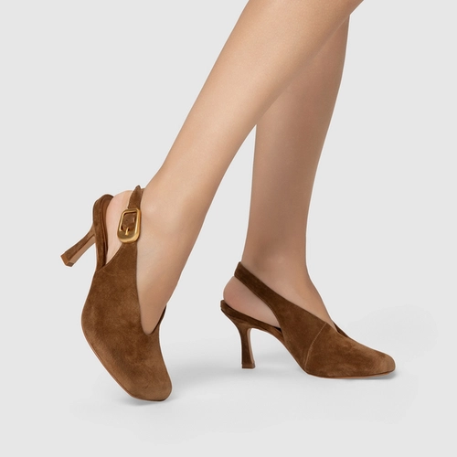 Scarpin Slingback Buckle Salto Fino Couro Suede Marrom Saddle