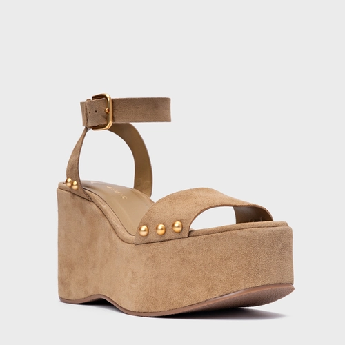 Sandália Statement Studs Maxi Anabela Couro Suede Bege Almond