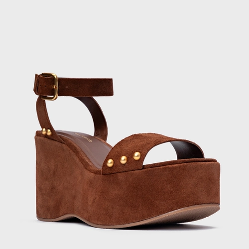 Sandália Statement Studs Maxi Anabela Couro Suede Marrom Walnut