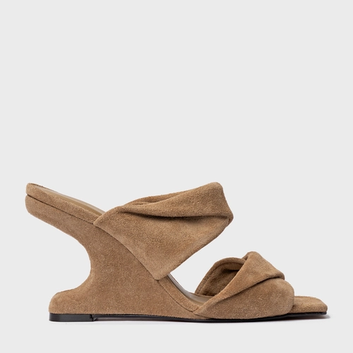Open Mule Twist Anabela Curve Couro Suede Bege Almond