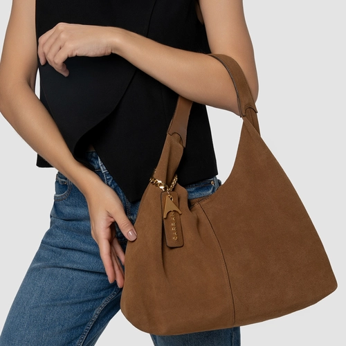 Bolsa Hobo Kendall Grande Couro Suede Marrom Saddle