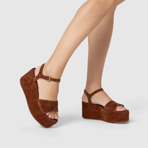 Sandália Timeless Plataforma Couro Suede Marrom Saddle