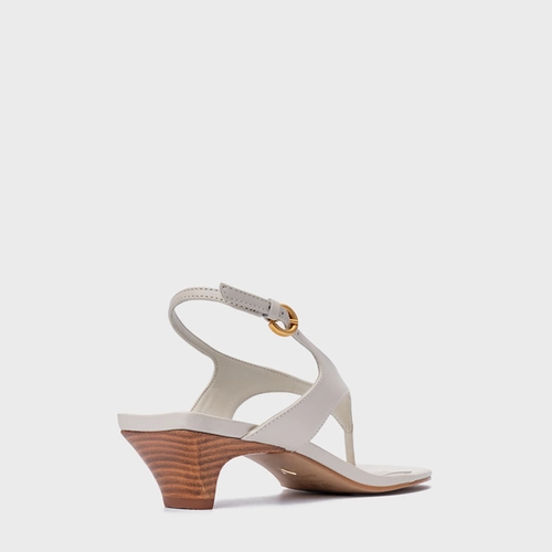 Sandália Elevated Thong Salto Fino Couro Off White Osso