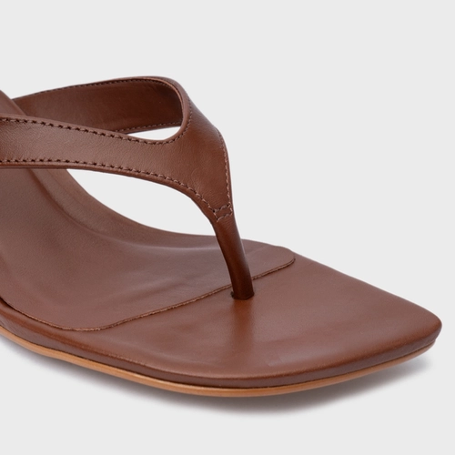 Open Mule Elevated Thong Couro Marrom Walnut
