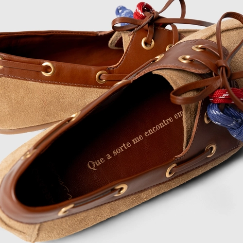 Loafer Dockside Carrano + A.mar Couro Suede Bege Almond