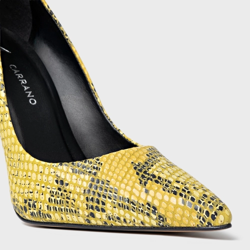 Scarpin Loretta Salto Fino Couro Snake Amarelo Daisy