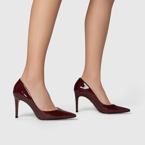 Scarpin Beatriz Salto Fino Couro Verniz Vinho Luac Spongy