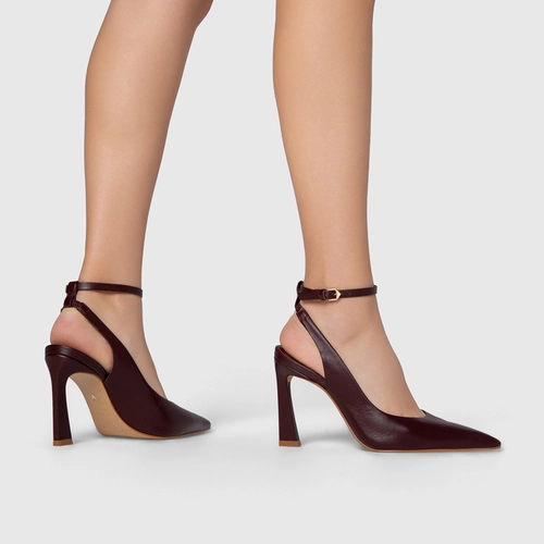 Scarpin Slingback Salto Yve Couro Vinho Dark Carmine