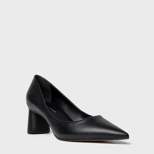 Scarpin Felícia Salto Oval Couro Perfect Preto