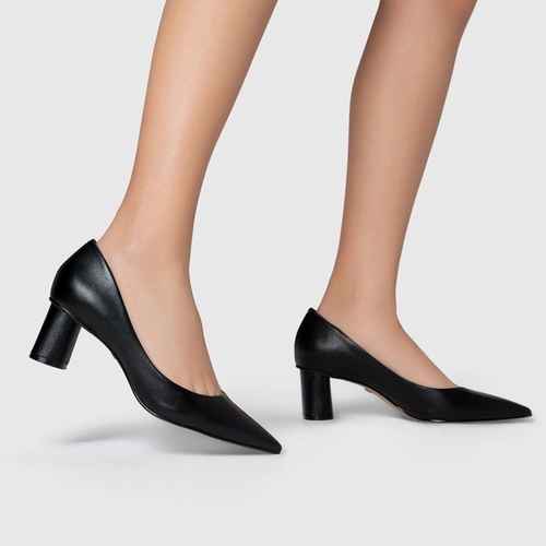 Scarpin Felícia Salto Oval Couro Perfect Preto