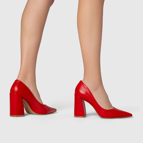 Scarpin Iza Basic Salto Bloco Couro Vermelho Flash Red