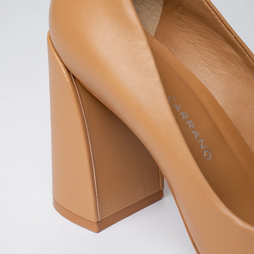 Scarpin Iza Basic Salto Bloco Couro Marrom Cookie