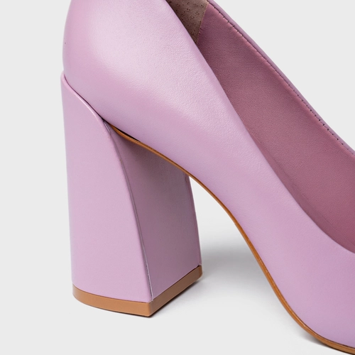 Scarpin Iza Basic Salto Bloco Couro Roxo Mauve Mist