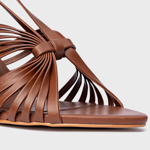 Sandália Multi Tiras Salto Fino Couro Marrom Walnut