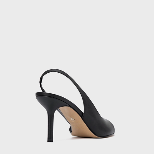 Sandália Basic Close Salto Fino Couro Preto