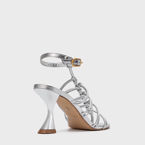 Sandália String Salto Sculpt Couro Metalizado Prata Silver