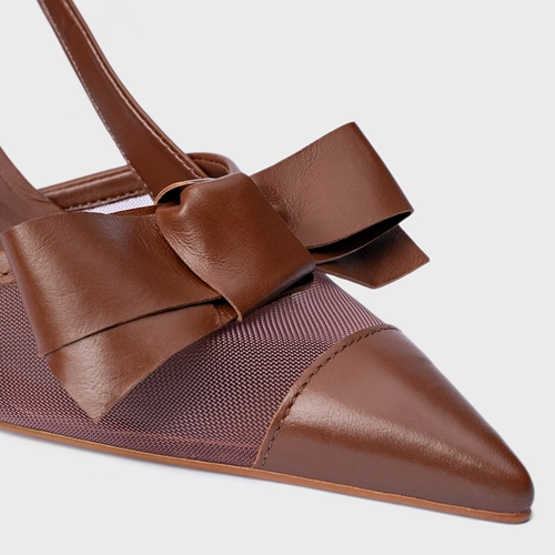 Scarpin Slingback Laço Tela Salto Allure Couro Marrom Walnut