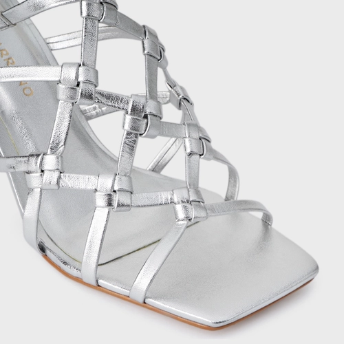 Sandália Knot Frame Salto Uno Couro Metalizado Prata Silver