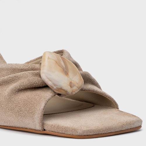 Sandália Desert Stone Salto Allure Couro Suede Bege Oatmeal