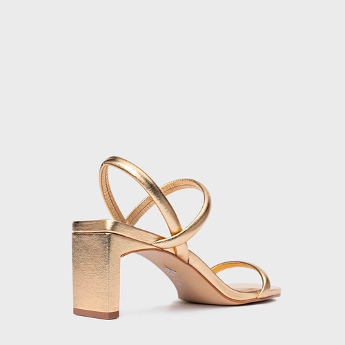 Sandália Essential Salto Reto Couro Metalizado Dourado Gold