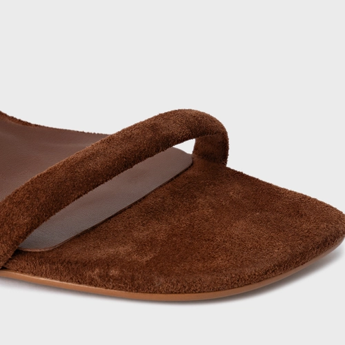 Sandália Essential Salto Reto Couro Suede Marrom Walnut