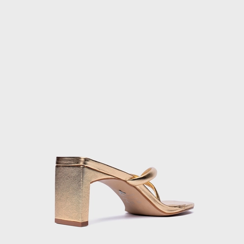Open Mule Essential Salto Reto Couro Metalizado Dourado Gold