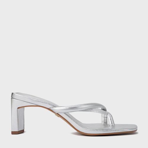 Open Mule Essential Salto Reto Couro Metalizado Prata Silver