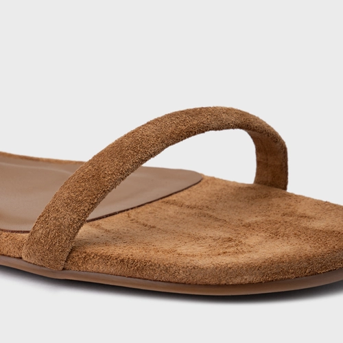 Sandália Rasteira Essential Couro Suede Marrom Saddle
