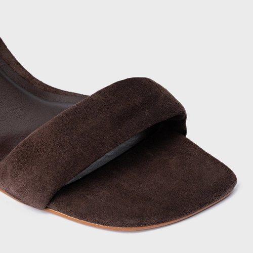 Open Mule Tiras Puffy Salto Reto Couro Suede Marrom Ganache