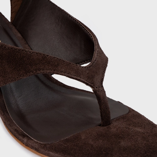 Sandália Thong Anabela Slim Couro Suede Marrom Ganache